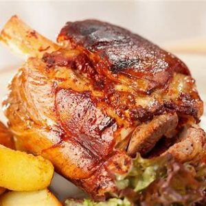 Codillo de cerdo asados mitades k